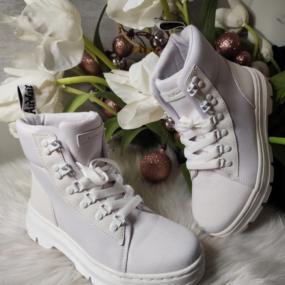 Dr Martens Combs Women's Poly Casual Boots size7 new